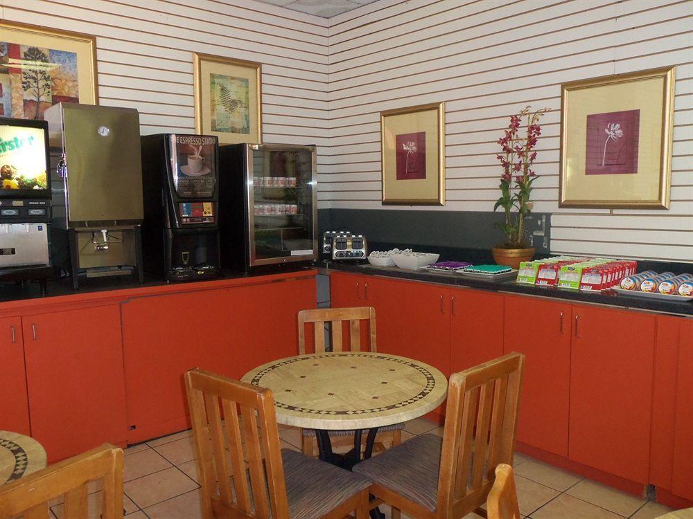 Claremont Kissimmee Hotel Celebration Restaurante foto